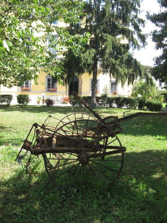 Couette-café Pardi 3*
