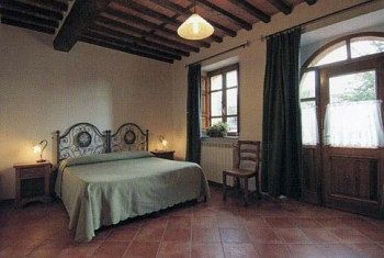 Couette-café Pardi 3*